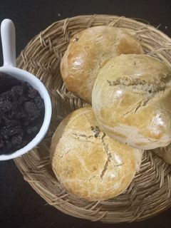 Una foto de Pan Holandés dulce con Pasas