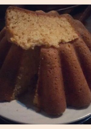 Una foto de Torta de yogurt de melocotón