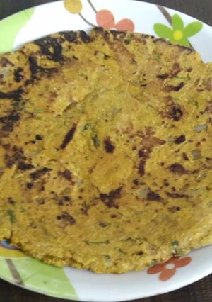 બાજરા ના મસાલા રોટલા (Bajra Masala Rotla Recipe In Gujarati) રેસીપી મુખ્ય ફોટો