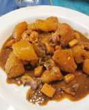Sèpia amb patates a l'all negre
