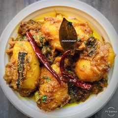 A picture of Aloo Do Pyaza.