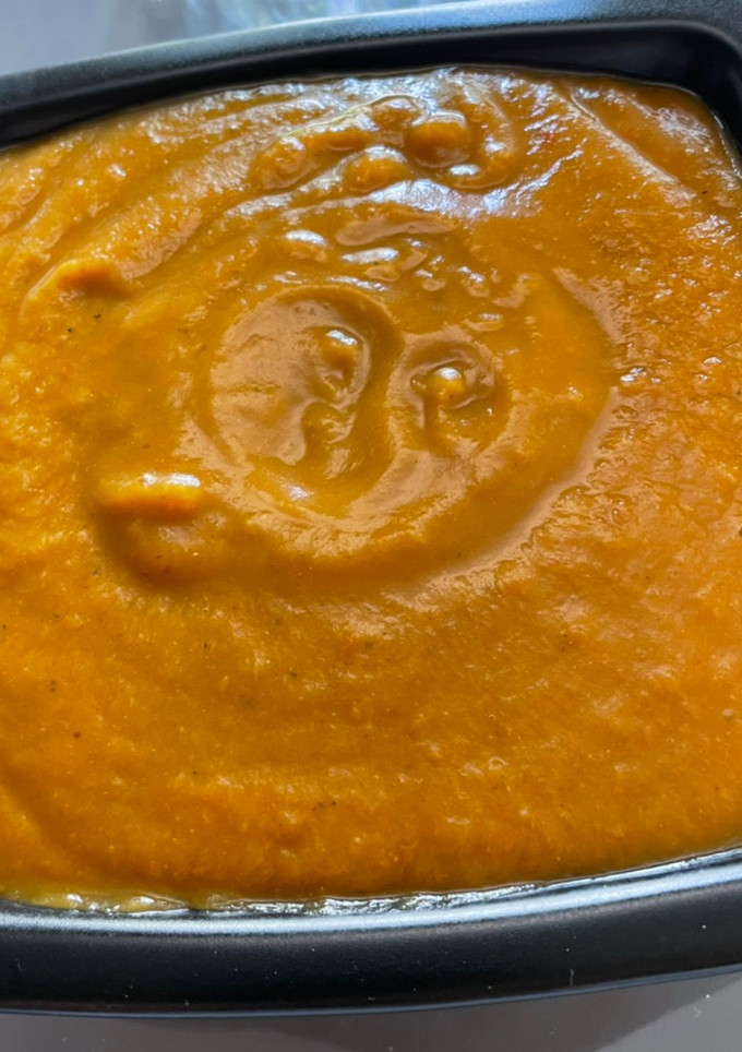 Una foto de Crema de verduras con lentejas y toque exótico