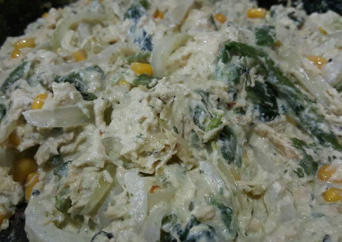 Rajas con crema, pollo y queso philadelphia Receta de Maymith- Cookpad
