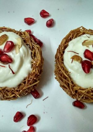 A picture of Shrikhand in vermicelli nest.