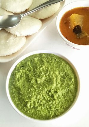 A picture of Sweet And Sour Coconut Chutney.