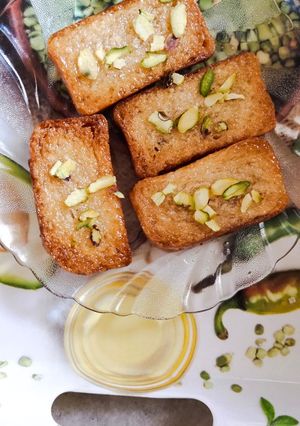 શાહી ટોસ્ટ (Shahi Toast Recipe In Gujarati) રેસીપી મુખ્ય ફોટો