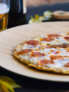 Una foto de Frittata de chorizo picante, cebolla morada y tomillo