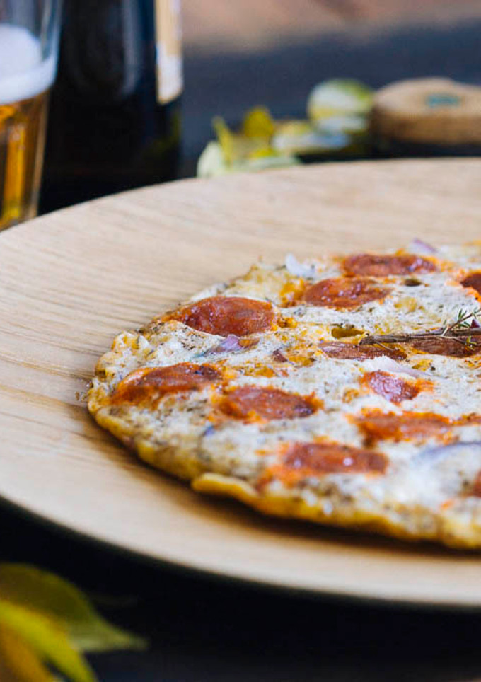 Una foto de Frittata de chorizo picante, cebolla morada y tomillo