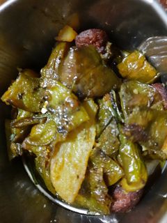শিম বড়ি ঘন্ট (shim bori ghonto recipe in Bengali) রেসিপির প্রধান ছবি