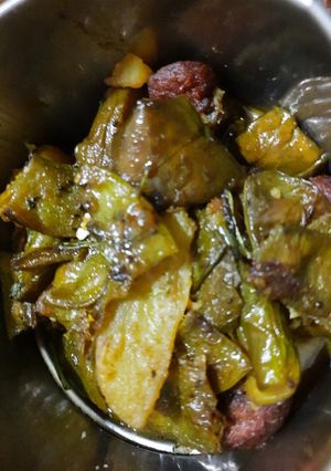 শিম বড়ি ঘন্ট (shim bori ghonto recipe in Bengali) রেসিপির প্রধান ছবি