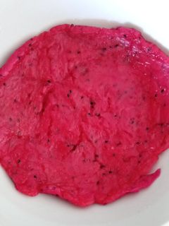 Foto resep Pancake Buah Naga (Snack MPASI & Dewasa)