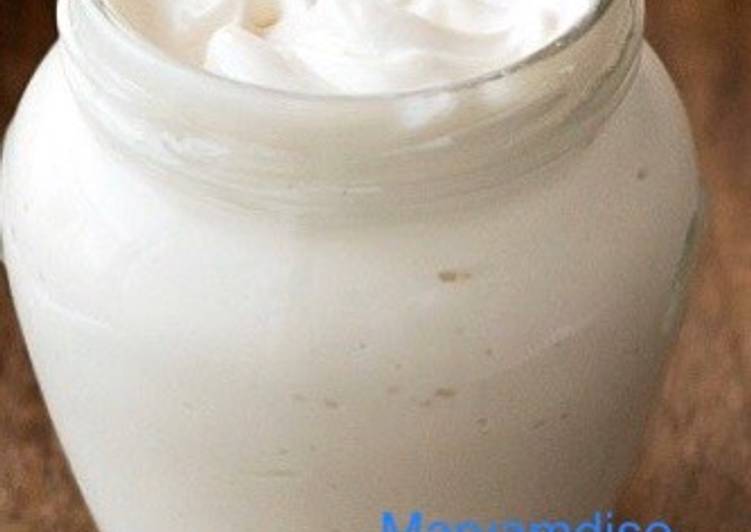 How to Make Quick Mayonnaise