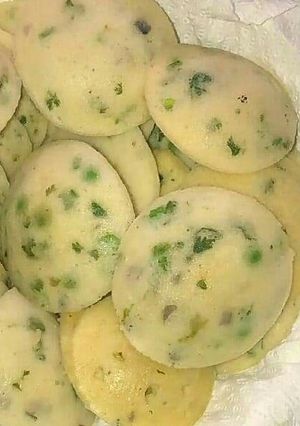 A picture of Stuffed idli.