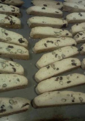 A picture of Pistachio cranberries biscotti.