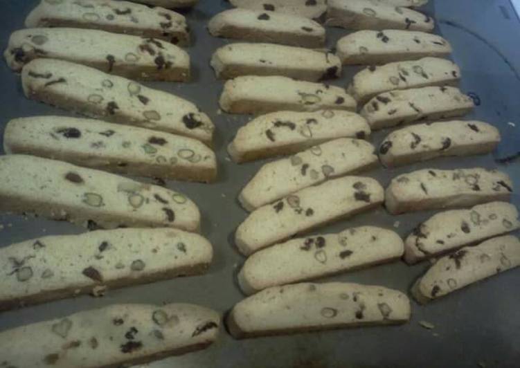 Simple Way to Prepare Homemade Pistachio cranberries biscotti