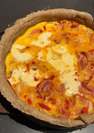Una foto de Tarta integral de jamón y queso para llevar en vianda