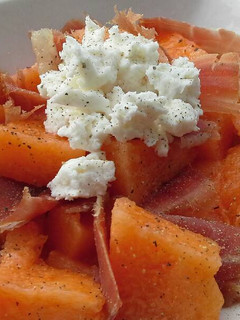 Una foto de Ensalada de melón con jamón