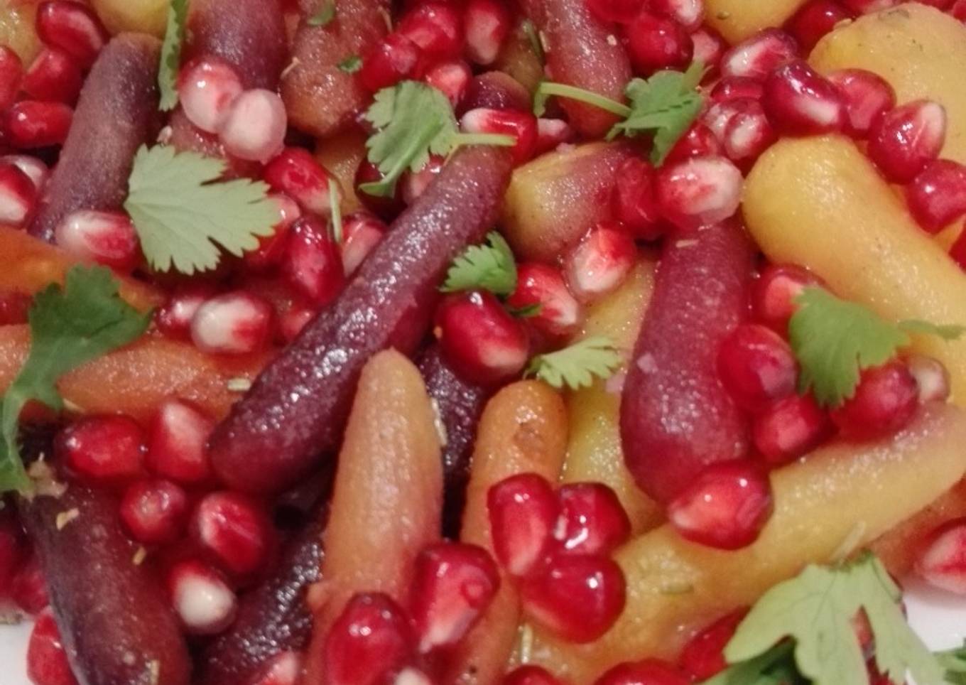 Ensalada multicolor de zanahorias al horno glaseadas con miel