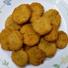 A picture of Taadi puri (neero).