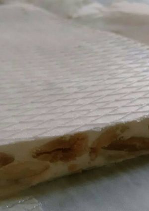 Una foto de Turrón duro