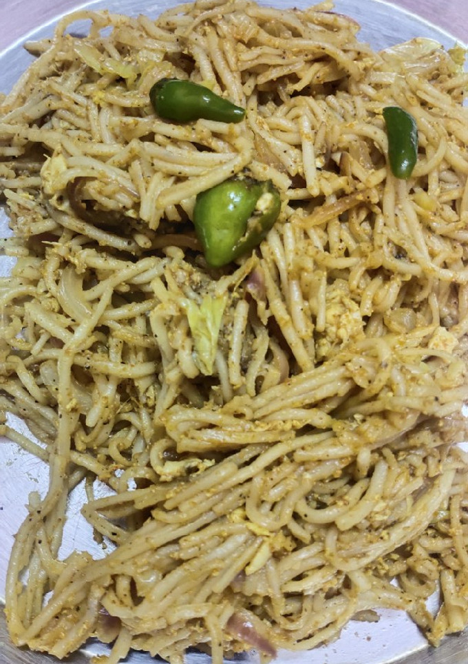 முட்டை நூடுல்ஸ் செய்முறை முக்கிய புகைப்படம்
