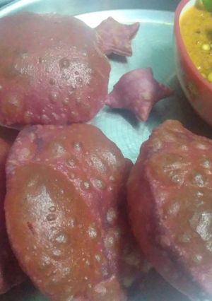 பீட்ரூட் பூரி செய்முறை முக்கிய புகைப்படம்