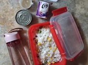 Une photo de salade riz
