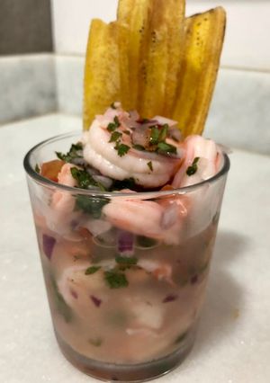 Una foto de Ceviche de Camarones/Langostinos