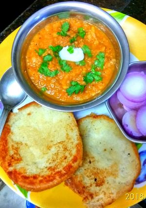 A picture of Pav bhaji.