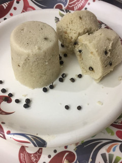 வரகு இட்லி (Varagu Idli Recipe in Tamil) செய்முறை முக்கிய புகைப்படம்