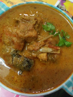 செட்டிநாட்டு நாட்டுக்கோழி குழம்பு (Chettinadu naatukozhi kulambu recipe in tamil) செய்முறை முக்கிய புகைப்படம்