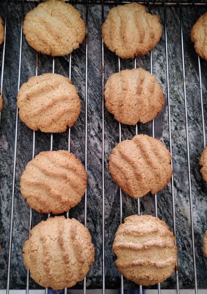 Una foto de Galletas de avena, coco y almendra