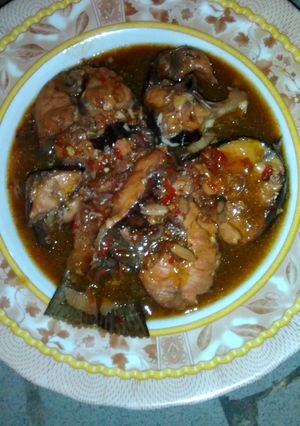 Farfesun kifi(cat fish) ainihin hoton girkin