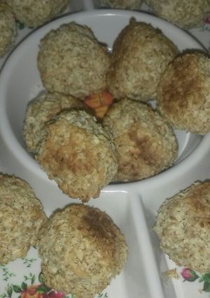 Una foto de Bolitas de avena y coco