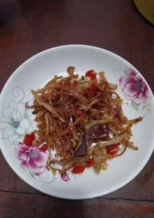 Hình của món Mực khô xào bơ tỏi.
