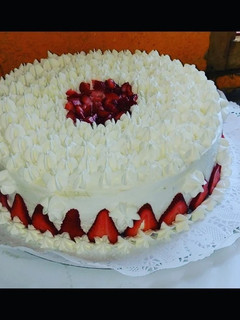 Una foto de Torta de frutilla