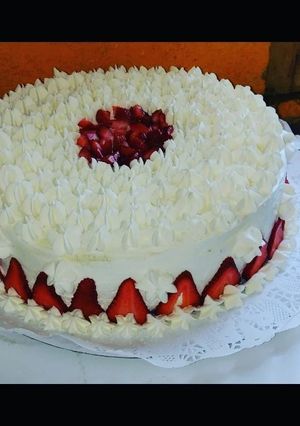 Una foto de Torta de frutilla