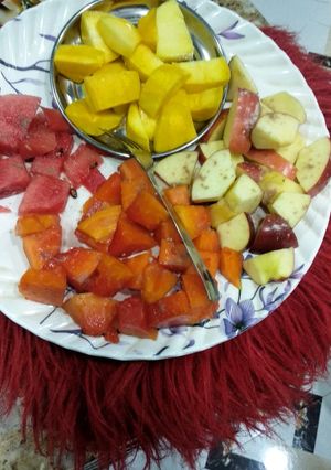 A picture of Fruit chaat.