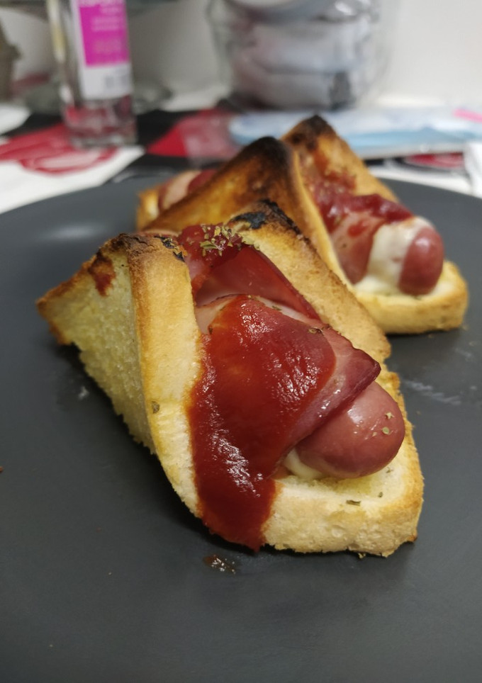 Una foto de 🌭 Salchichas envueltas en pan de molde