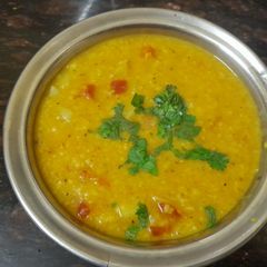 A picture of Vegetable dal Daliya.