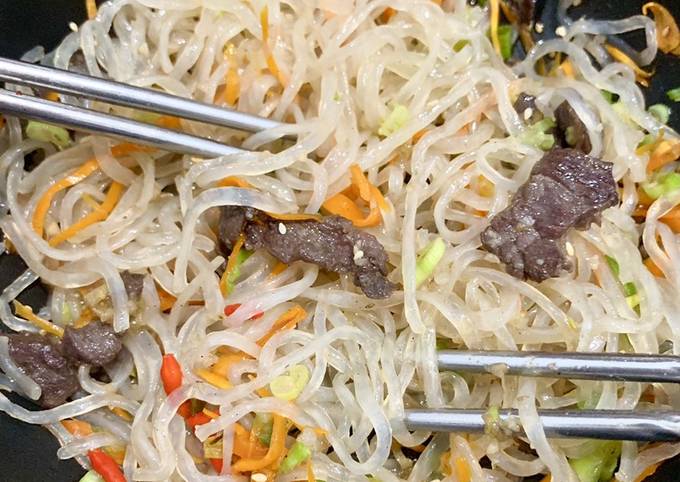 Japchae using Shirataki