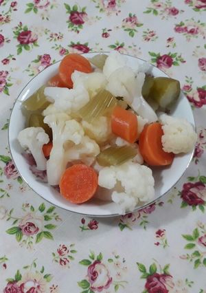 عکسی از دستور ترشی شور😋