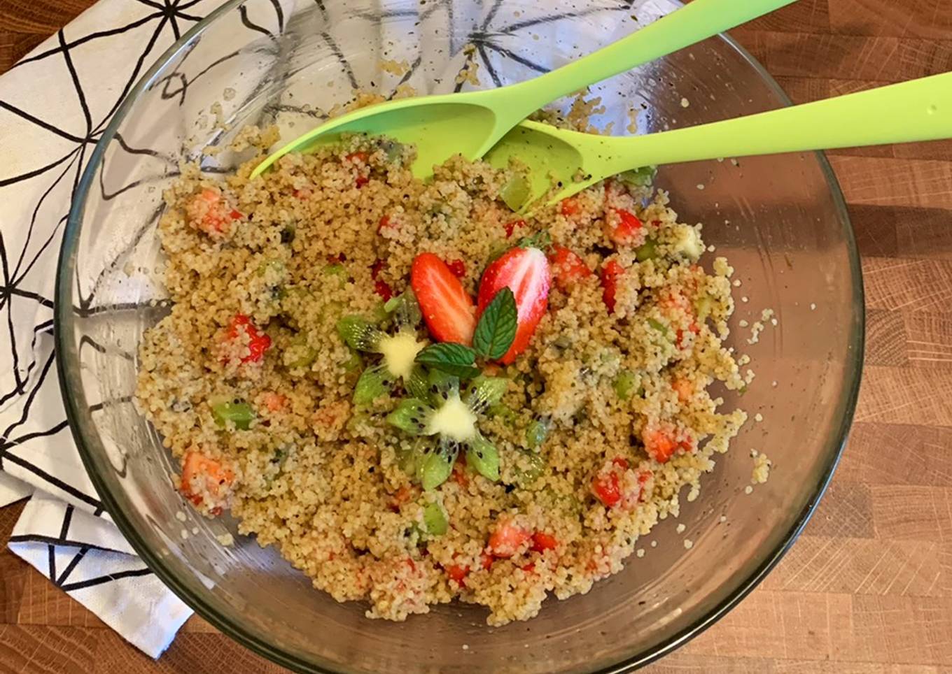 Step-by-Step Guide to Make Ultimate ☆Taboulé à la Menthe, Fraise et Kiwi☆