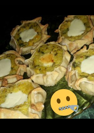 Una foto de Canastitas de choclo con tapas de empanadas caseras
