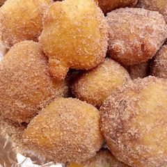 A picture of Coated Puffs.