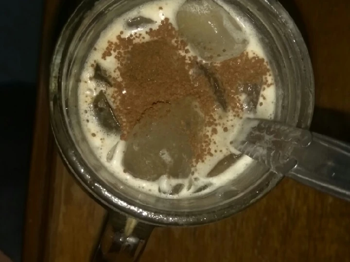 Cara Gampang Menyiapkan Resep Es cincau cappucino yang Uenak Anti Ribet, Bisa Manjain Lidah