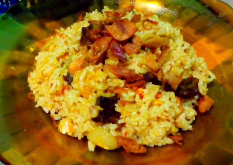 Nasi Goreng Kuning sapi