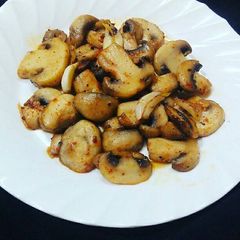 A picture of Butter Garlic Mushroom.