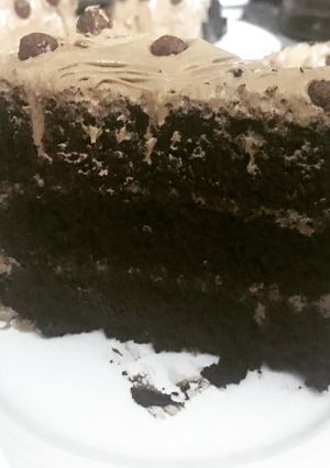 صورة لوصفة كيكة الشوكولاته سهلة وخفيفه