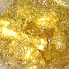 A picture of Haryali chicken.